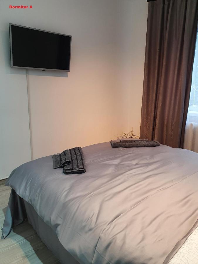 Mia Central Apart, 3 Rooms, 2 Baths, Afi Mall ブラショフ エクステリア 写真