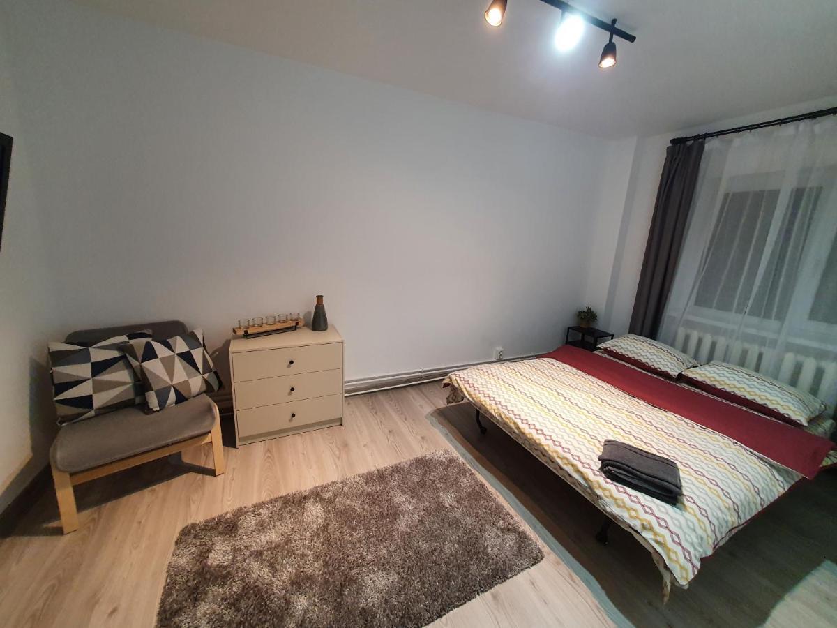 Mia Central Apart, 3 Rooms, 2 Baths, Afi Mall ブラショフ エクステリア 写真